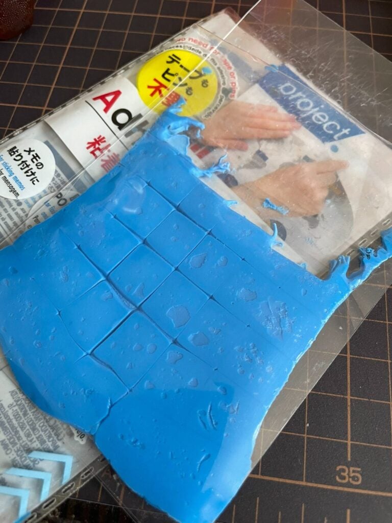 粘着タック