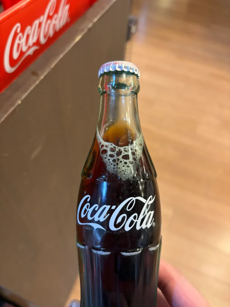 瓶コーラが売ってる場所はどこ