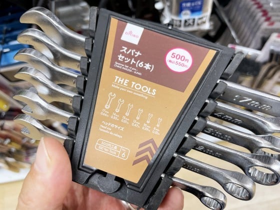 00均スパナは使える？ダイソー工具の評判と注意点, ダイソースパナは危険？ボルトをなめた失敗談と対策, 100均スパナの精度を検証｜自転車修理で分かったメリット・デメリット